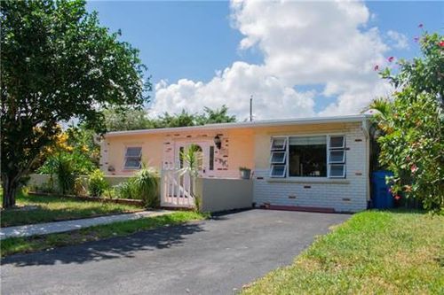 6101 Ne 4th Avenue, Oakland Park, FL, 33334 | Card Image