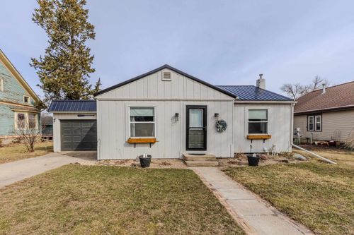 206 Lake Ave, Lake Park, IA, 51347 | Card Image
