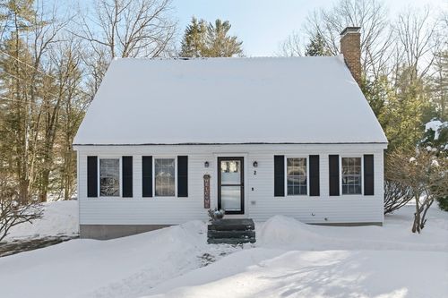 2 Celeste Terrace, Sandown, NH, 03873 | Card Image