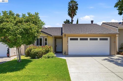 342 Lone Oak Dr, Pleasanton, CA, 94566-7661 | Card Image