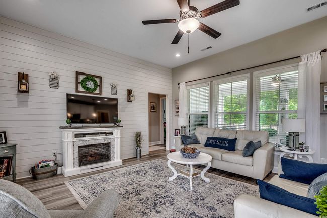 101 Karlie Ln, House other with 3 bedrooms, 2 bathrooms and 4 parking in Aynor SC | Image 4