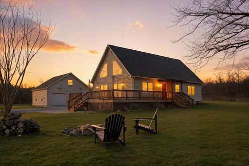 69 Allentown Ln, STUARTS DRAFT, VA, 24477-3036 | Card Image