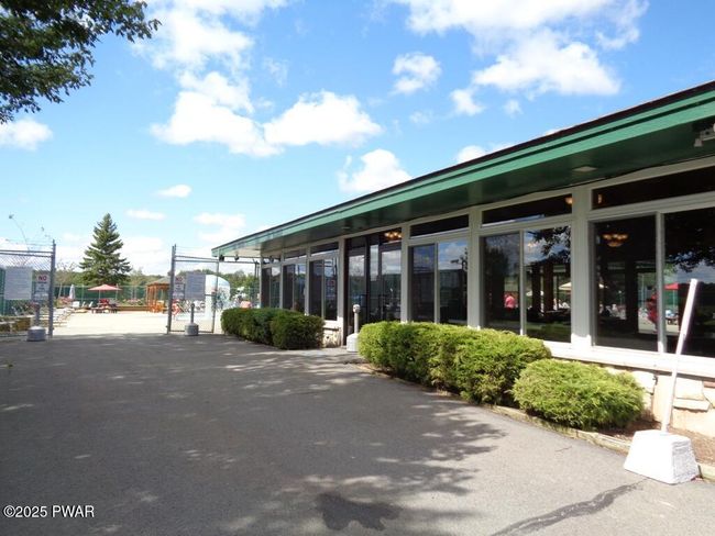 Clubhouse | Image 23