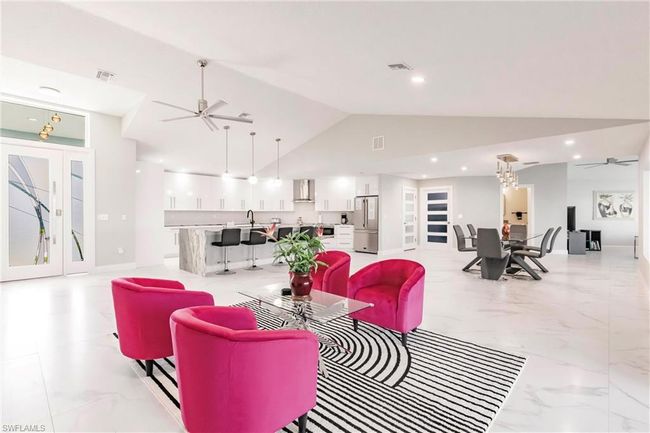 261 Venezia Ct, House other with 3 bedrooms, 4 bathrooms and 2 parking in PUNTA GORDA FL | Image 12