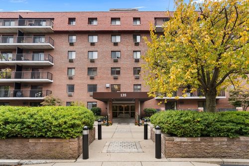 apt-106-135 Pleasant St, Brookline, MA, 02446-7184 | Card Image