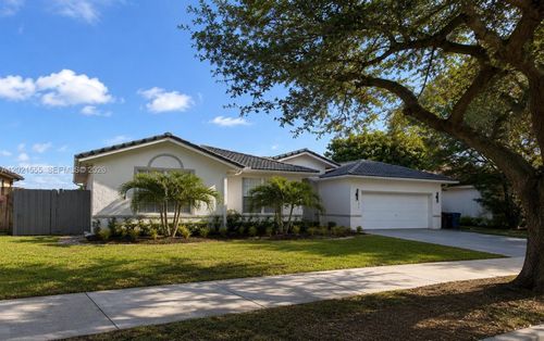 15840 Sw 151st Ter, Miami, FL, 33196 | Card Image