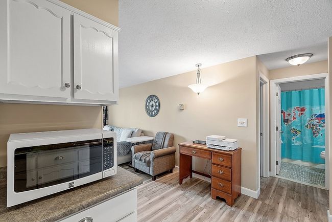 APT-14 - 144 West St, Condo with 1 bedrooms, 1 bathrooms and 1 parking in Leominster MA | Image 10