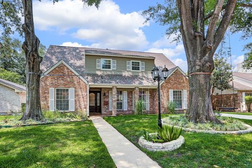 12506 Kingsride Ln, Houston, TX, 77024-4120 | Card Image