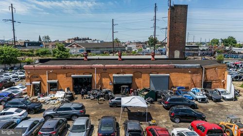 325 W Glenwood Ave, PHILADELPHIA, PA, 19140-5617 | Card Image