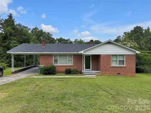 113 Pinewood Ave, Clinton, SC, 29325-7209 | Card Image