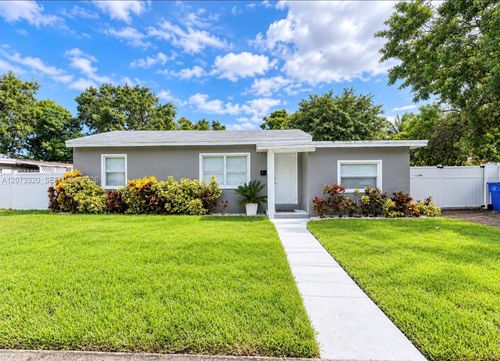 34 Allen Rd, West Park, FL, 33023-5227 | Card Image