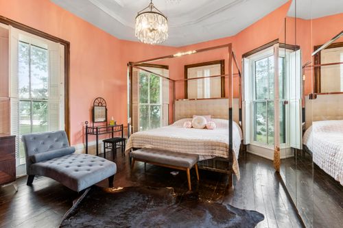 302 Broadway St, Nicholasville, KY, 40356-1412 | Card Image