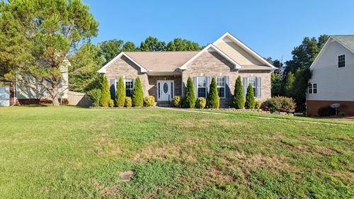 3317 Sunny Slope Dr, Clarksville, TN, 37043-7865 | Card Image