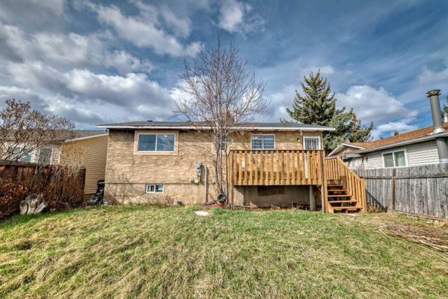 147 Rundlecairn Road Ne, Home with 5 bedrooms, 2 bathrooms and null parking in Calgary AB | Image 40