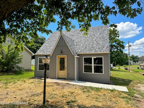708 Fairground St, Mexico, MO, 65265-2184 | Card Image