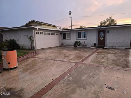 326 Simon Way, Oxnard, CA, 93036-1345 | Card Image