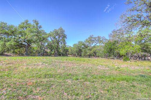 1215 Trailhead, New Braunfels, TX, 78132-2985 | Card Image