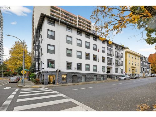 1-1104 Sw Columbia St, Portland, OR, 97201-3389 | Card Image