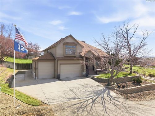 2808 Lapierre Canyon Dr, Kennewick, WA, 99338-7359 | Card Image