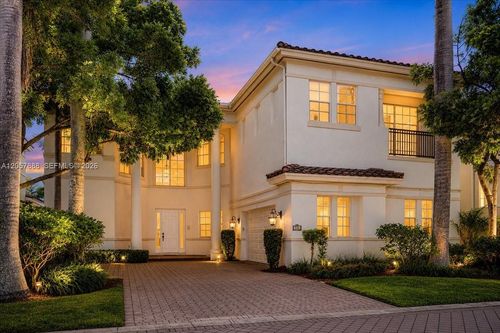 996 Sanibel Drive, Hollywood, FL, 33019 | Card Image