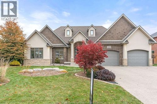 1430 Lyons Ave, LaSalle, ON, N9J3K3 | Card Image