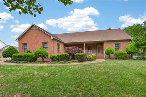 105 Skimino Landing Dr, Williamsburg, VA, 23188-2250 | Card Image