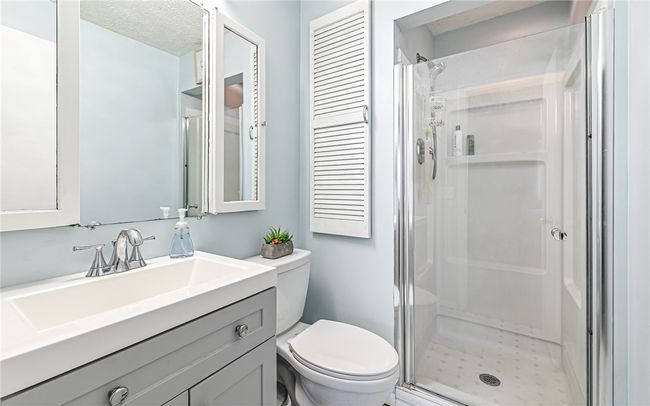 APT-1 - 250 Waverly Ave, Condo with 2 bedrooms, 2 bathrooms and null parking in West View PA | Image 14