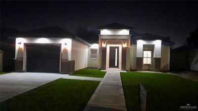 403 12th Street, House other with 3 bedrooms, 2 bathrooms and 1 parking in Alamo TX | Image 2