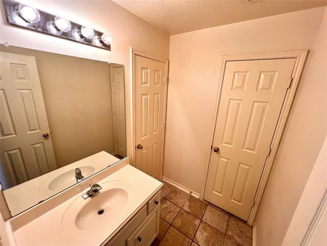 2222 Scenic Shore Dr, House other with 5 bedrooms, 4 bathrooms and null parking in Seabrook TX | Image 43