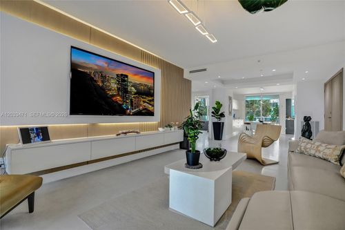 102-19111 Collins Ave, Sunny Isles Beach, FL, 33160-2376 | Card Image