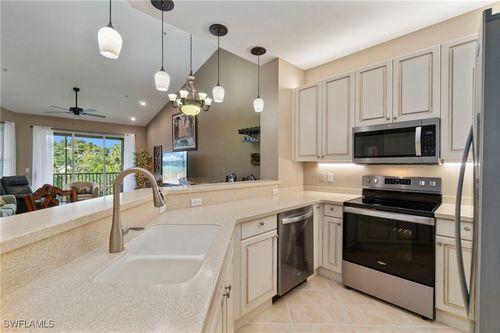 apt-204-15256 Riverbend Blvd, NORTH FORT MYERS, FL, 33917-3129 | Card Image