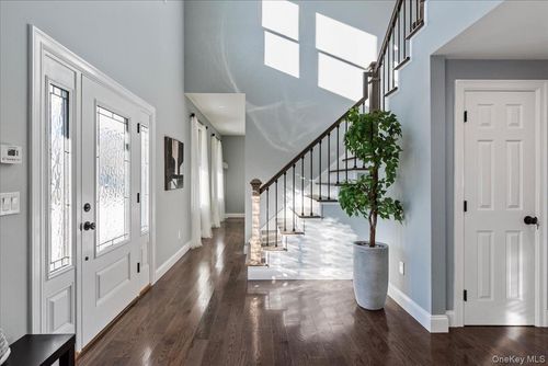 71 Stuyvesant Ave, Mastic, NY, 11950-2418 | Card Image