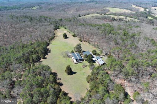 563 Valley Forge Ln, BURLINGTON, WV, 26710 | Card Image