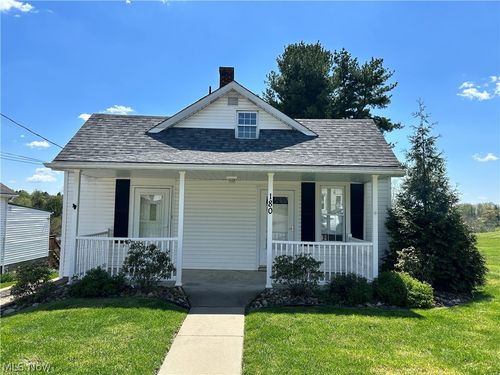 180 W Church St, Wintersville, OH, 43953-9208 | Card Image