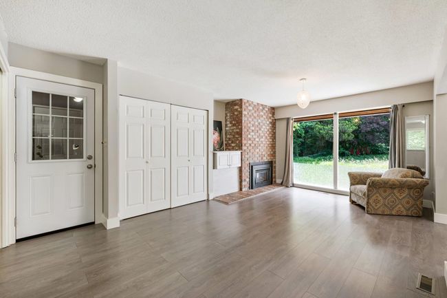21764 124 Ave, House other with 5 bedrooms, 4 bathrooms and 6 parking in Maple Ridge BC | Image 14