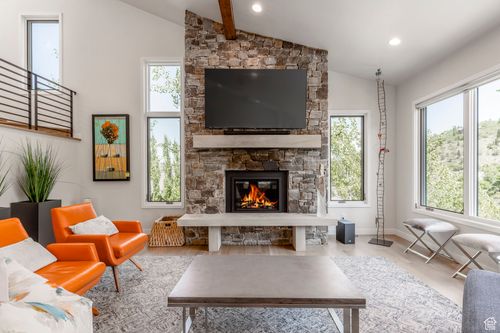 158 Ridge Ave, Park City, UT, 84060 | Card Image