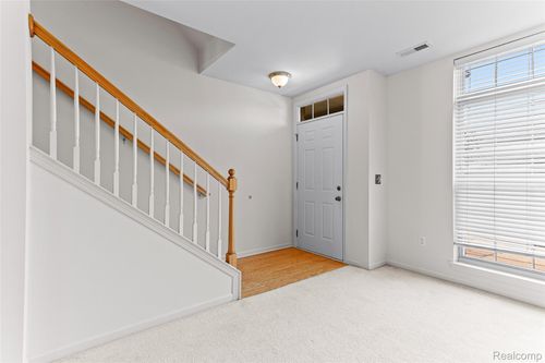39621 Springwater Dr, Northville, MI, 48168-3963 | Card Image