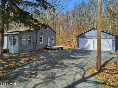 209 Urban Rd, Hawley, PA, 18428-9731 | Card Image