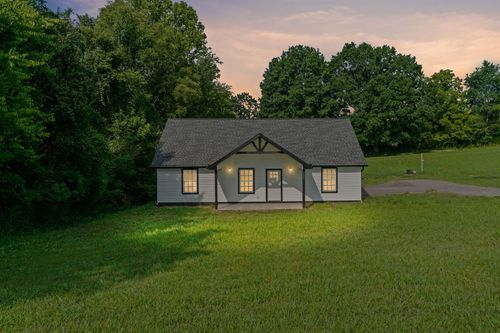 120 Brush Creek Cir, Brush Creek, TN, 38547-5010 | Card Image