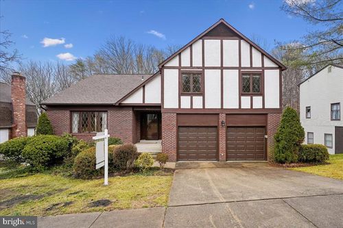 16071 Deer Park Dr, DUMFRIES, VA, 22025-1733 | Card Image