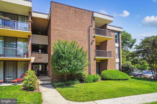 17-103-2101 Walsh View Ter, SILVER SPRING, MD, 20902-5225 | Card Image