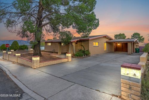 114 E Avenue H, San Manuel, AZ, 85631-1359 | Card Image