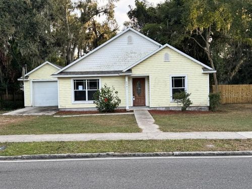 901 W Reynolds St, PLANT CITY, FL, 33563-4825 | Card Image