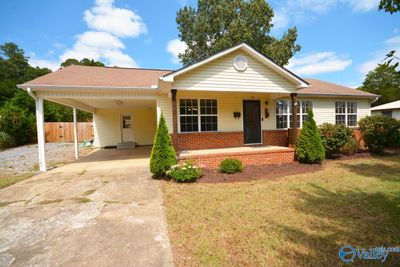 70 Bailey Drive, House other with 3 bedrooms, 1 bathrooms and null parking in Guntersville AL | Image 1