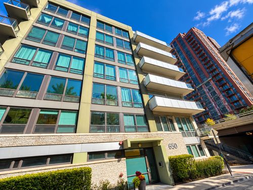 305c-650 W Wayman St, Chicago, IL, 60661-1096 | Card Image