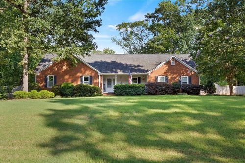 154 Robbens Dr, Mcdonough, GA, 30252-4498 | Card Image