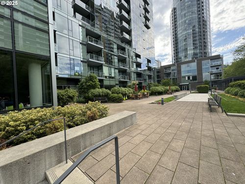 unit-333-841 S Gaines St, Portland, OR, 97239-3134 | Card Image