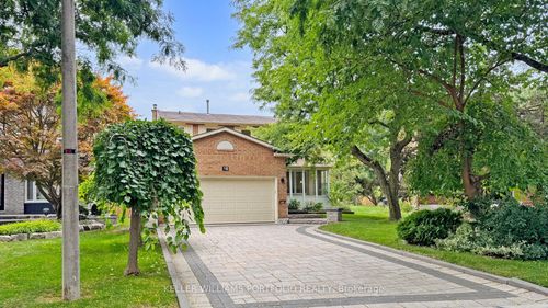 10 Valleyview Rd, Thornhill, ON, L3T6X6 | Card Image