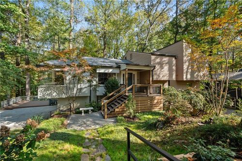 3467 Shawnee Trl Se, Smyrna, GA, 30080-4577 | Card Image