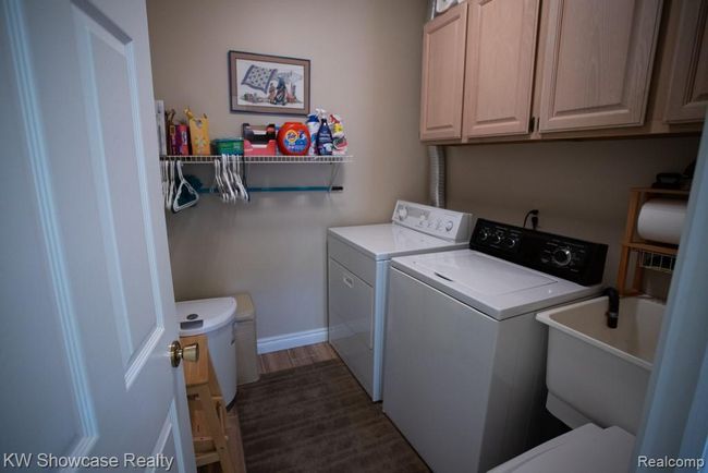 1st Floor Laundry | Image 18